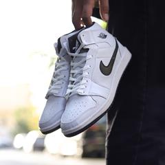 نیم بوت مردانه White Jordan مدل 2705